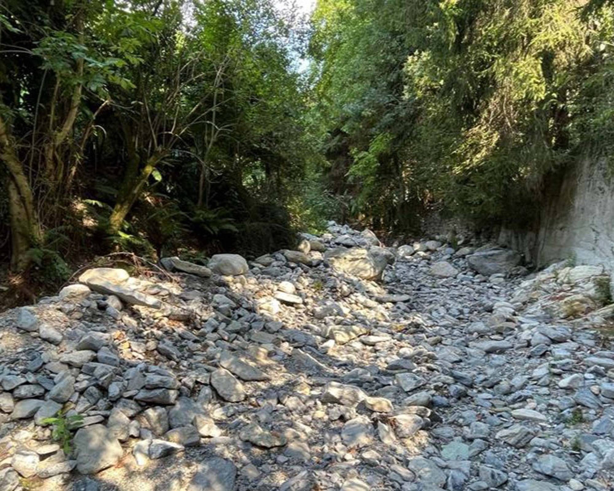 delta-como-progettazione-opere-regimazione-idraulica-valletto-cernobbio (3)