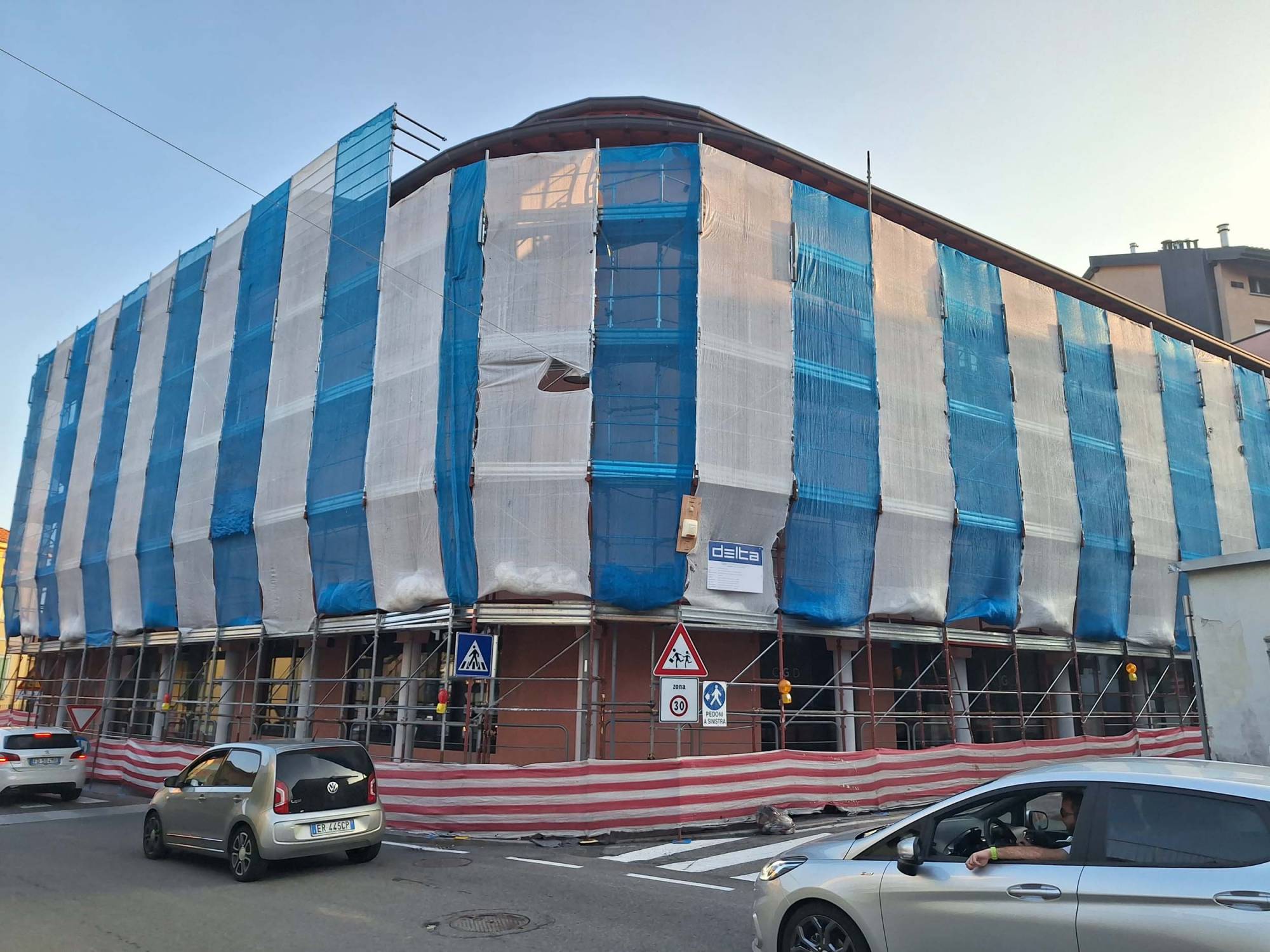 delta-como-edilizia-ammodernamento-facciata-condominio-olgiate-comasco (3)