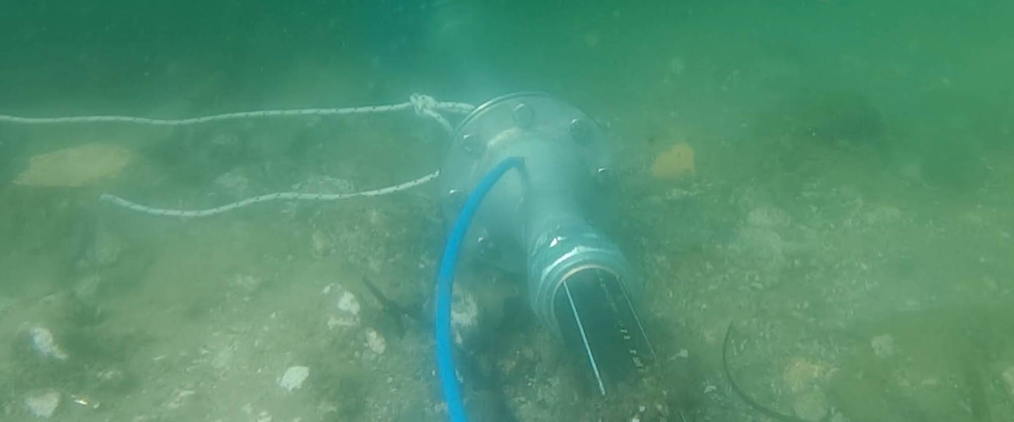 D estratto foto video sub OTS captazione condotta lago