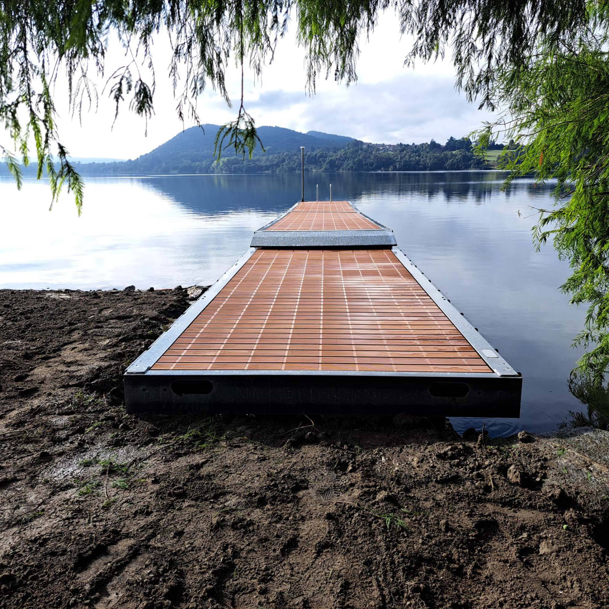 Nuovo pontile Lago di Monate | Delta Como, Azienda specializzata in ...