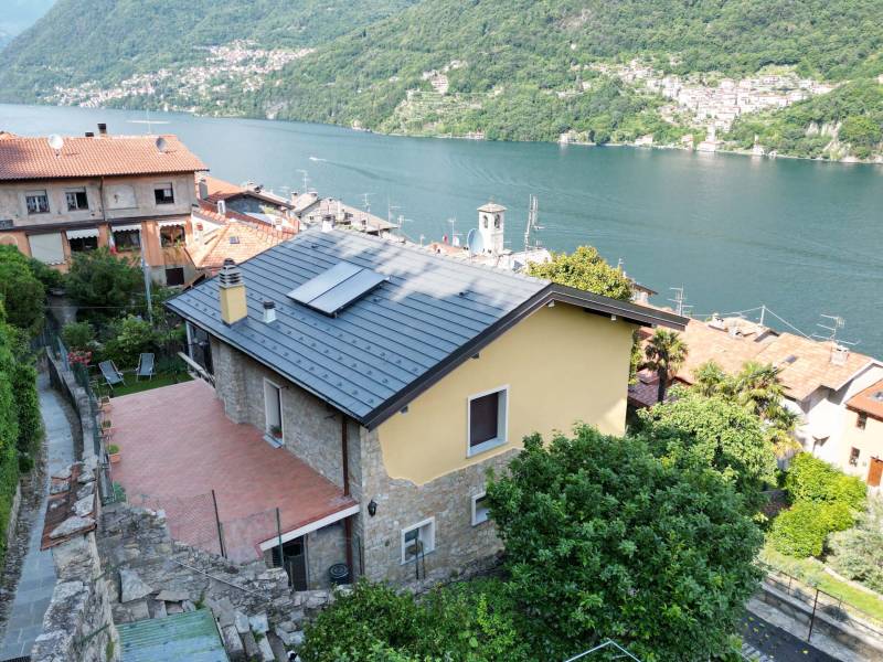 delta-como-edilizia- ristrutturazione-villetta-brenna-laglio(1)
